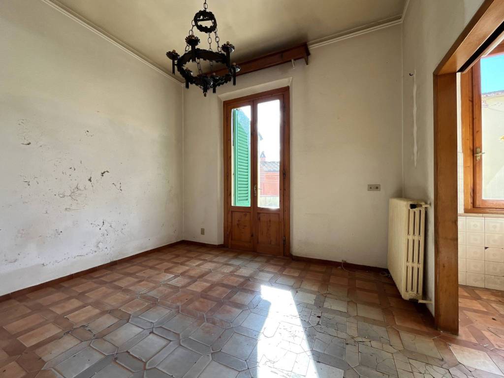 Casa indipendente a Capraia e limite in Piazza 8 Marzo 1944 - Foto 2