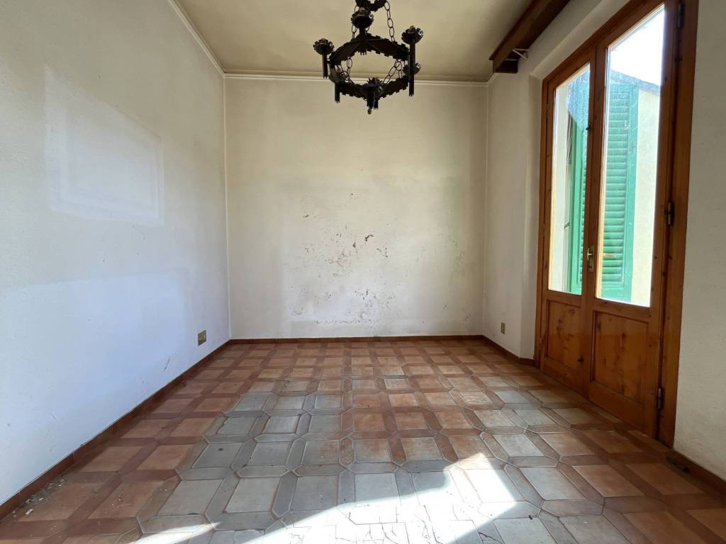 Casa indipendente a Capraia e limite in Piazza 8 Marzo 1944 - Foto 4