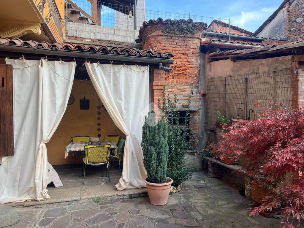 Casa indipendente a Dorzano in Via Giovanni Leto, 6 - Foto 2