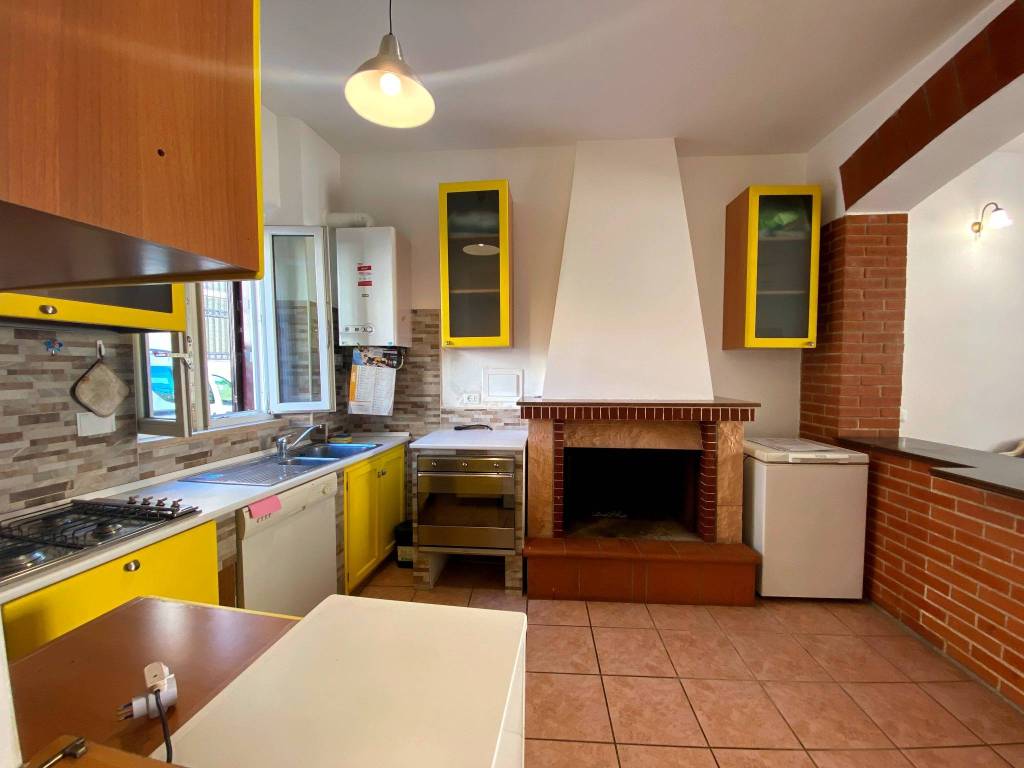 Casa indipendente a Forano in Piazza Giuseppe Mazzini, 14 - Foto 4