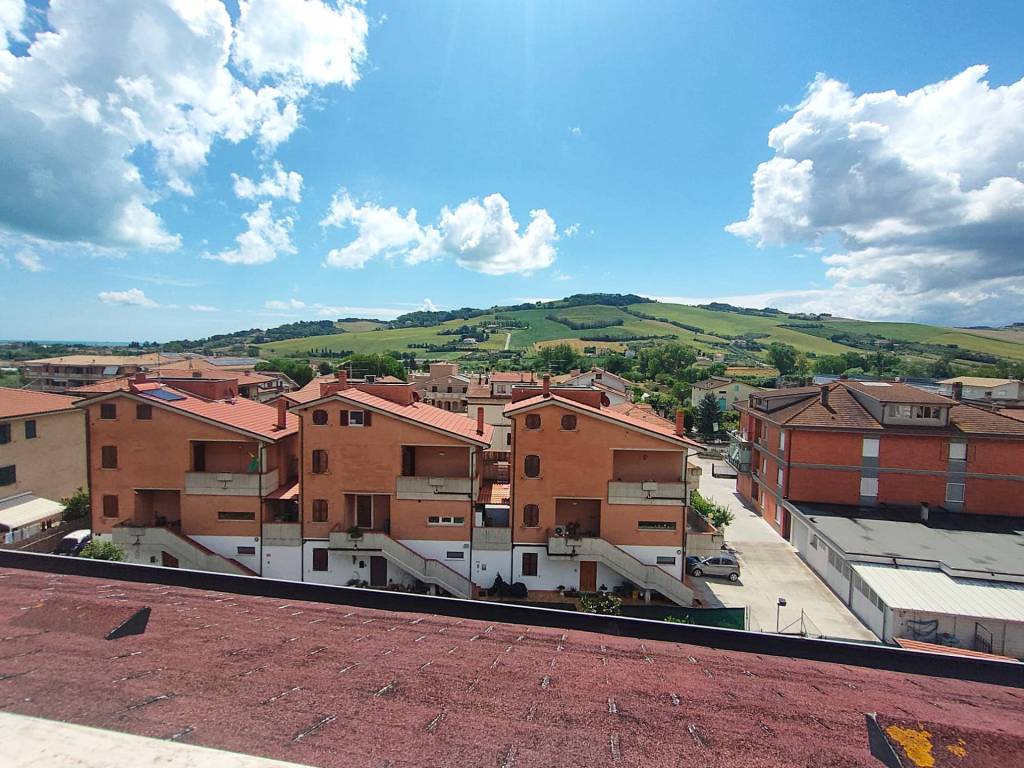 Attico / mansarda a Fermo in Via dei Ruderi Romani - Foto 2