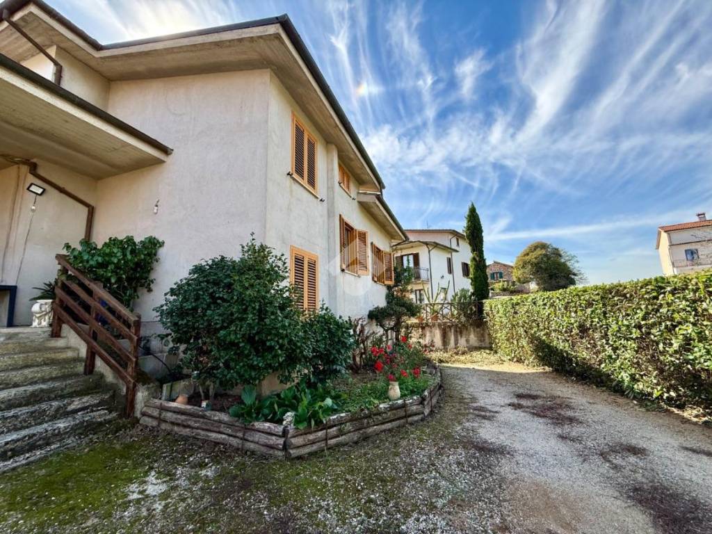 Villa a Vasanello in Contrada Fontana Camerata - Foto 4