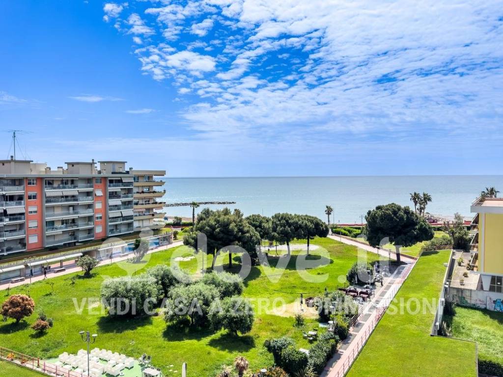 Attico / mansarda a Ventimiglia in Via Nino Lamboglia, 8 - Foto 2