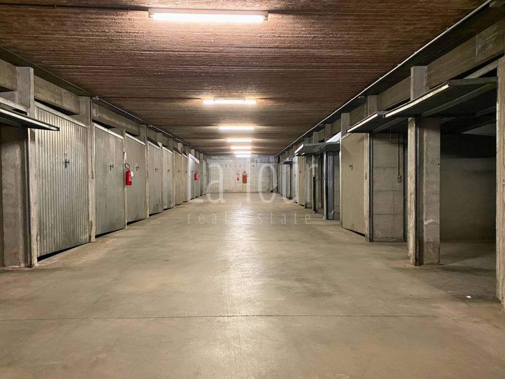 Box / garage a Cogne in Via Bourgeois - Foto 3
