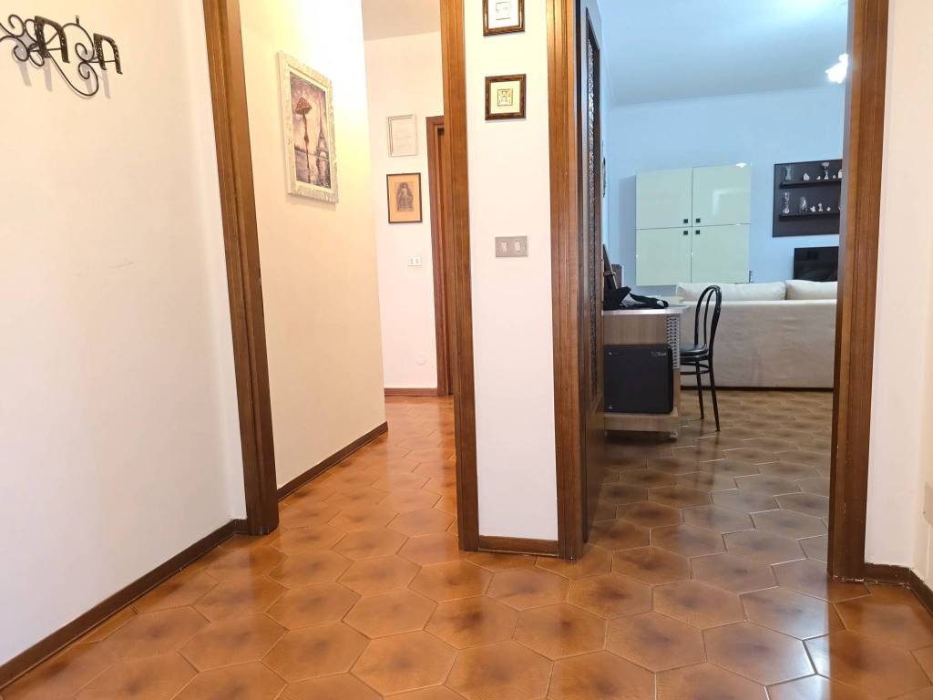 Appartamento a Parma in Strada Langhirano, 107 - Foto 4