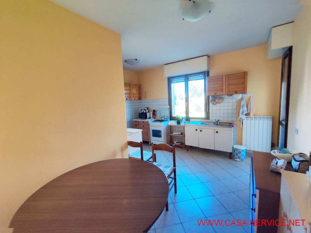 Appartamento a Montevarchi in Via Piave - Foto 5