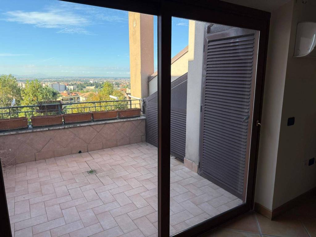 Attico / mansarda a Caserta in Via Iannelli, 33 - Foto 2