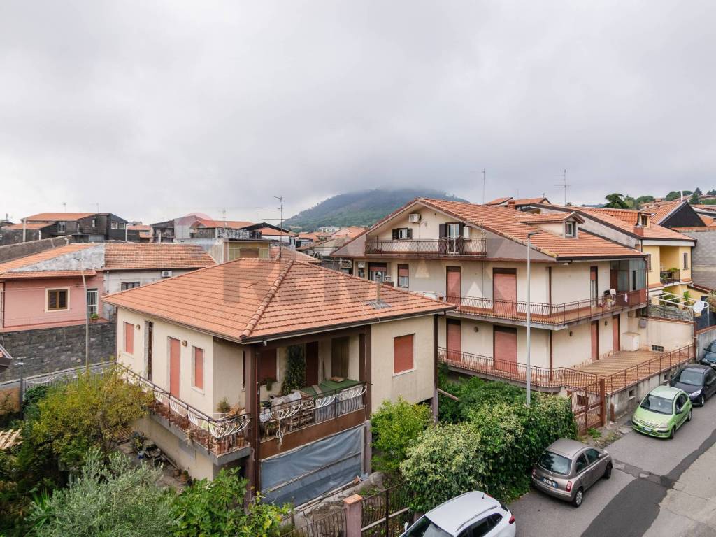 Appartamento a Nicolosi in Via Consoli - Foto 4