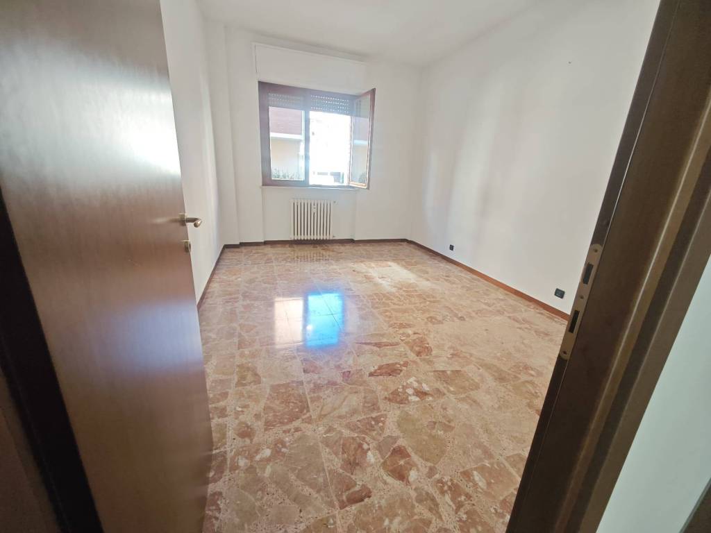 Appartamento a Asti in Via Gaspare Vera e Libera Arduino - Foto 5