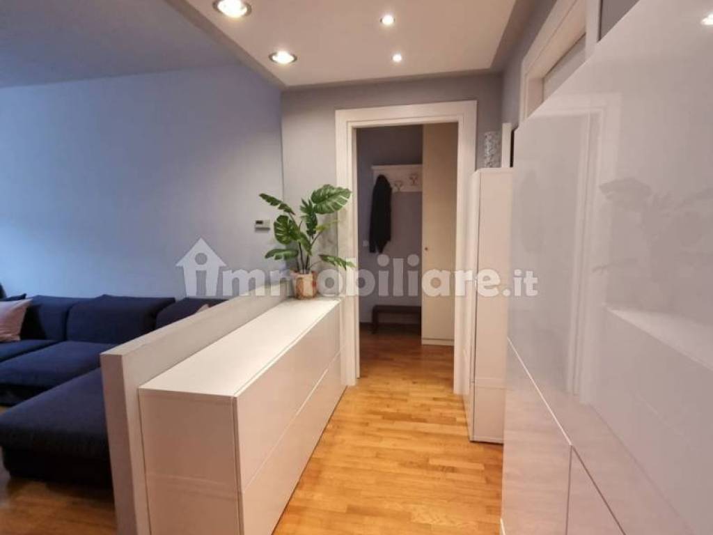 Appartamento a Casalecchio di reno in Via Caduti di Cefalonia - Foto 2