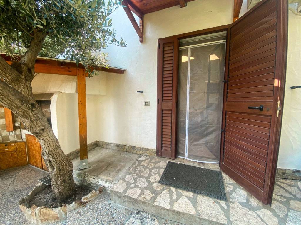 Villa a Cagliari in Villasimius Viale dei Carrubi - Foto 2