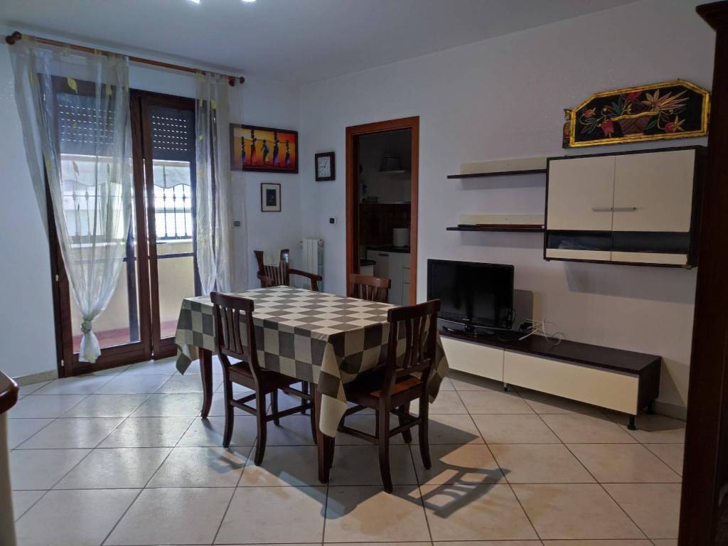 Appartamento a Brindisi in Via Montello - Foto 2