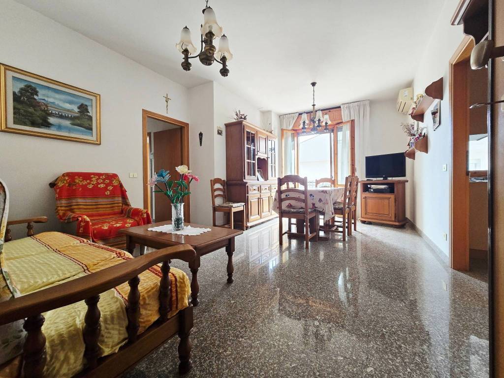 Appartamento a Rimini in Via Emilia Vecchia, 5 - Foto 4