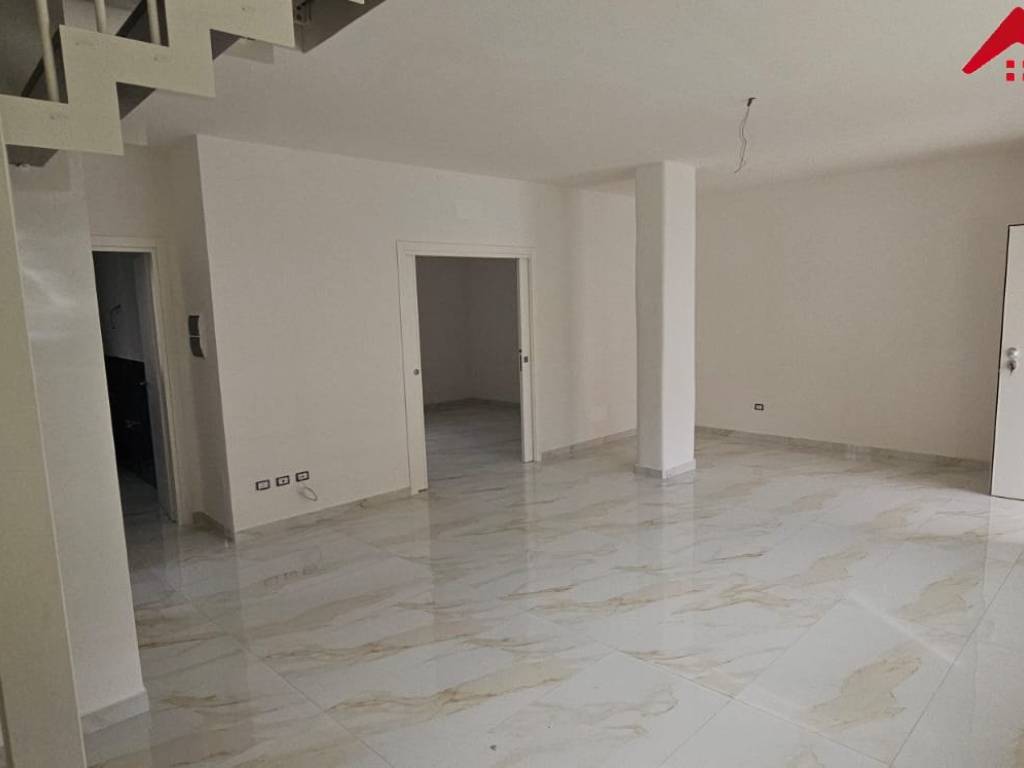 Villa a Trentola-ducenta in Via Roma - Foto 4