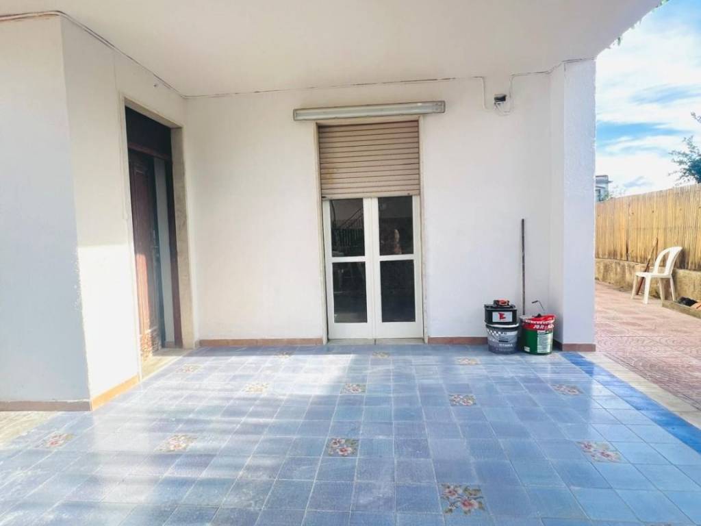 Appartamento a Castel volturno in Viale Michelangelo Buonarroti - Foto 4