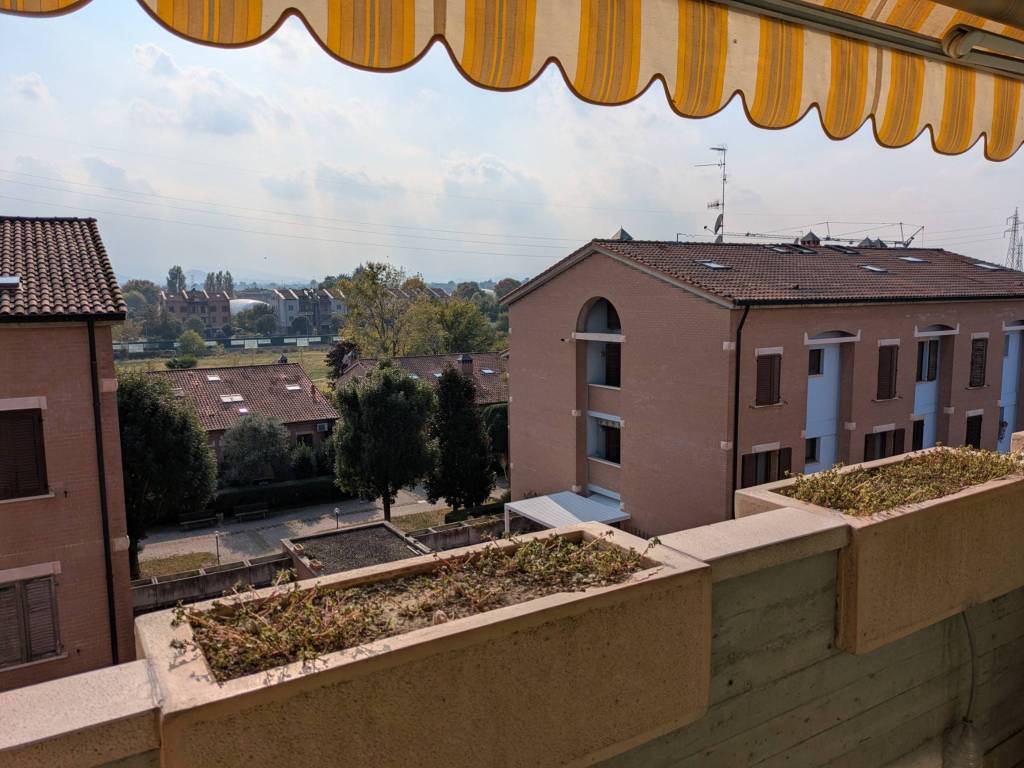 Appartamento a Reggio emilia in Viale Dino Pampari, 15 - Foto 4