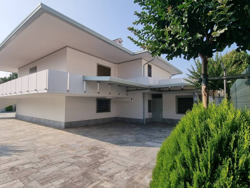 Villa a Castelverde in Via Don Ivo Azzali, 4 - Foto 2