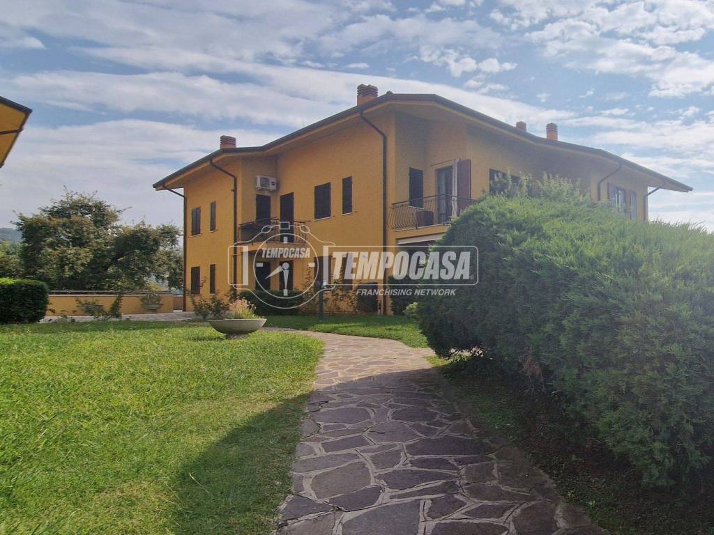 Appartamento a Bardolino in Via Costabella - Foto 2