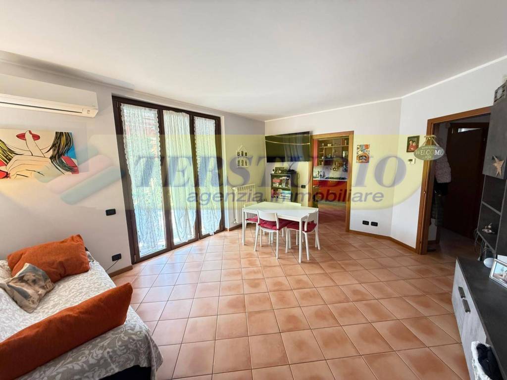 Appartamento a Bonate sotto in Via Vittorio Veneto - Foto 3
