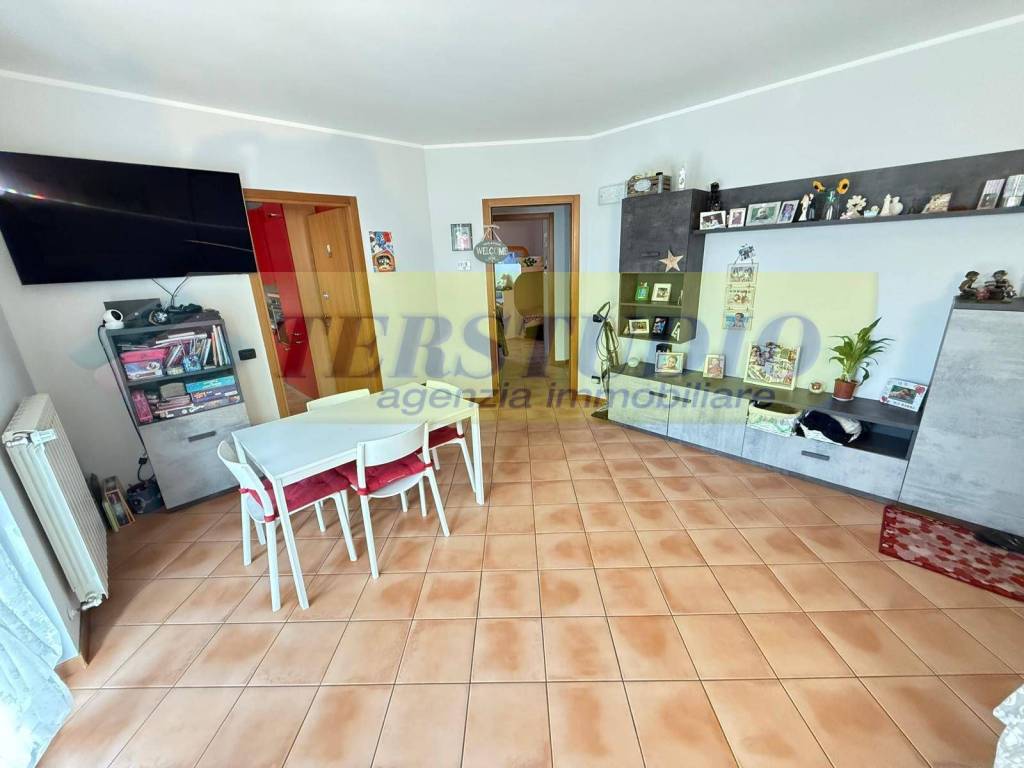 Appartamento a Bonate sotto in Via Vittorio Veneto - Foto 4