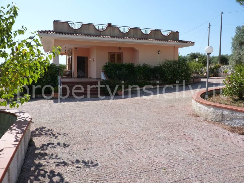 Villa a Solarino in Strada Statale Siracusana - Foto 3