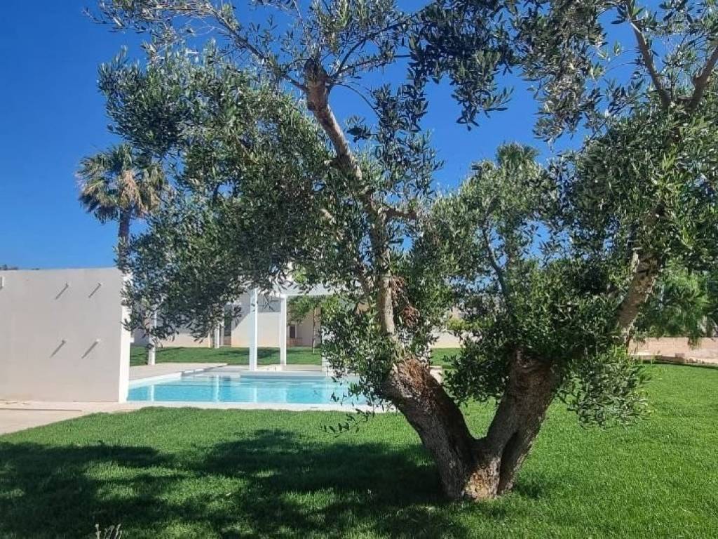 Villa a Carovigno in Contrada Colombo - Foto 3