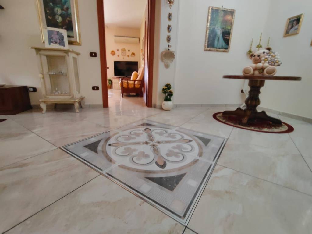 Appartamento a Santa maria a vico in Via Appia - Foto 5
