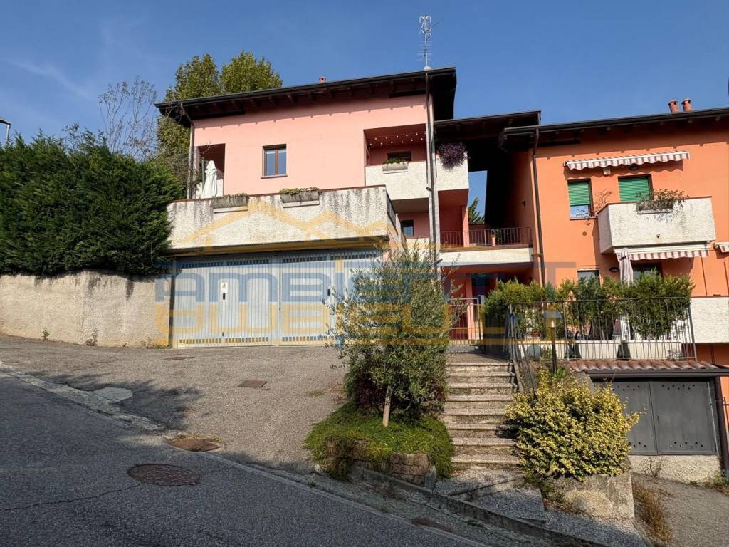 Appartamento a Lomagna in Via Statale, 6 - Foto 2