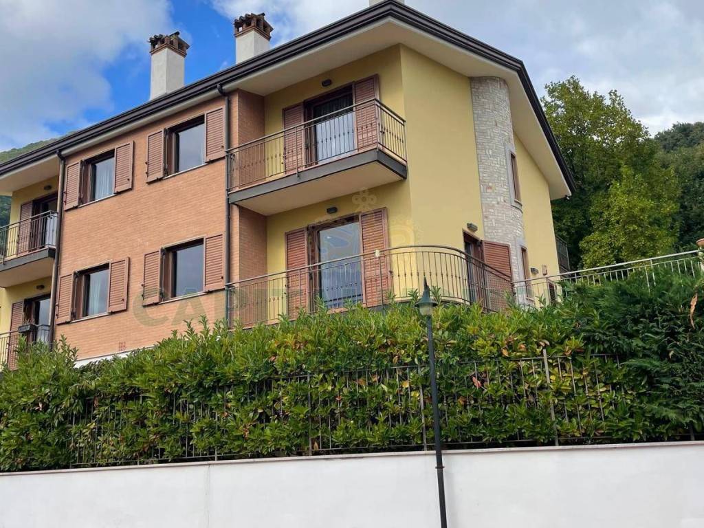 Villa a Summonte in Via Borgo Nuovo - Foto 2
