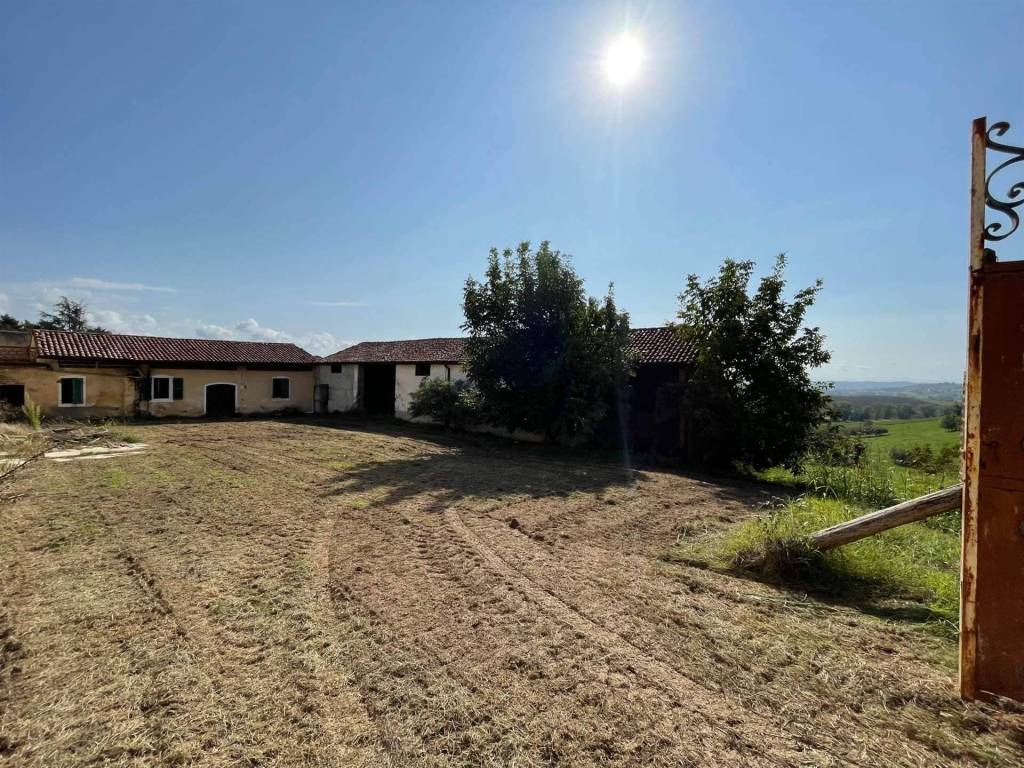 Casa indipendente a Tonco in VIA GARIBALDI, 58 - Foto 3