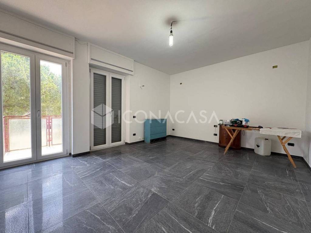 Appartamento a Matera in Via Gianlorenzo Cardone - Foto 3