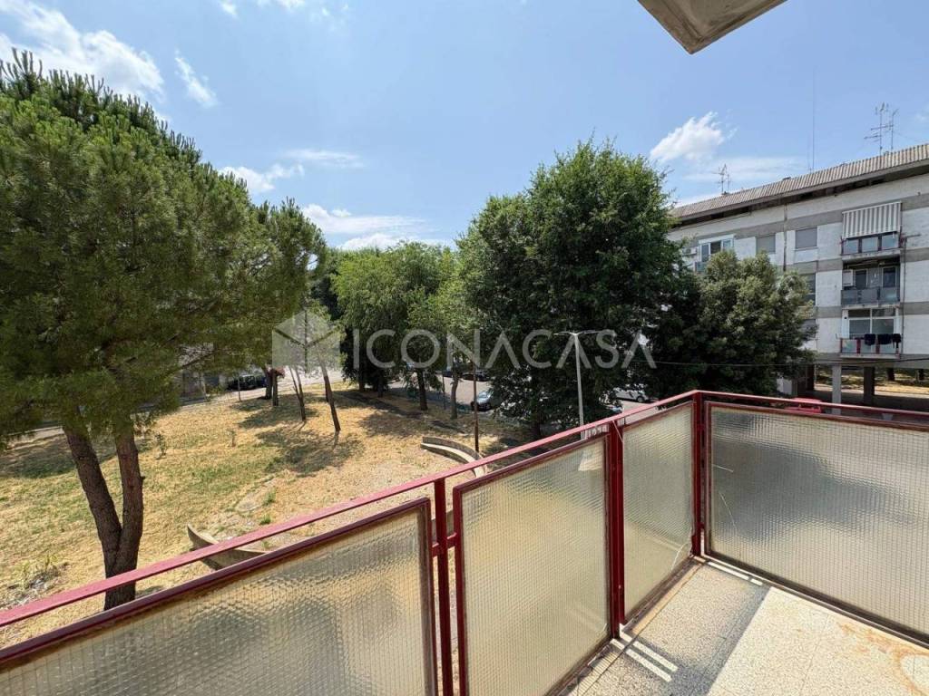 Appartamento a Matera in Via Gianlorenzo Cardone - Foto 4
