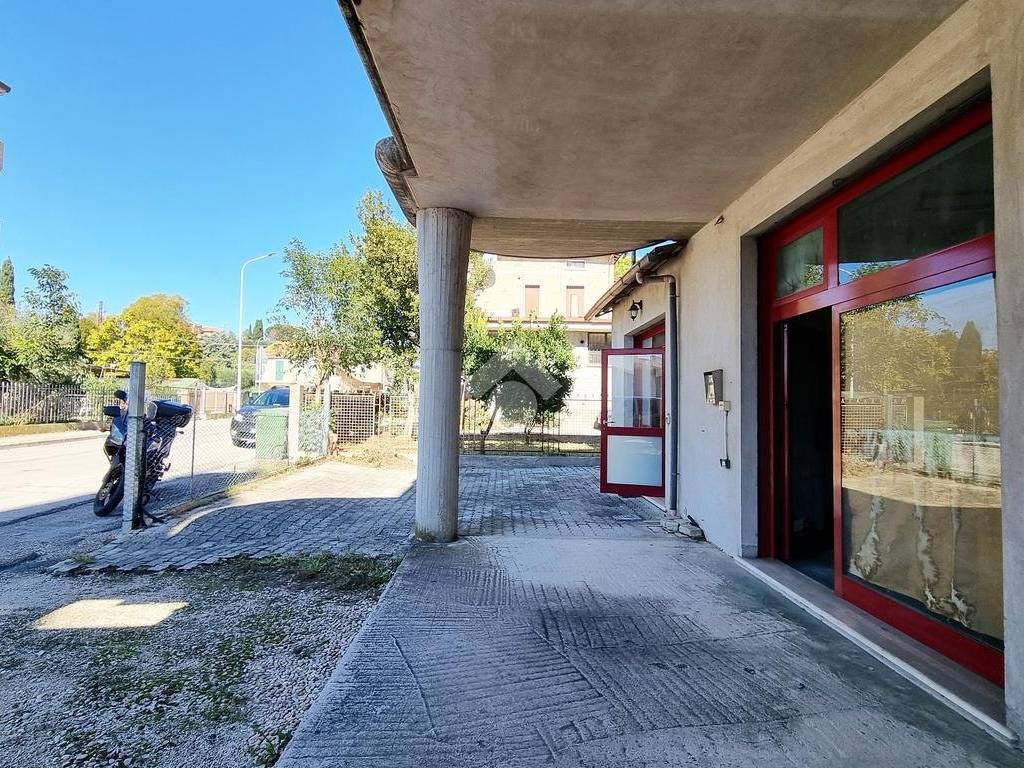 Casa indipendente a Monsampolo del tronto in VIA ALCIDE DE GASPERI, 7 - Foto 3