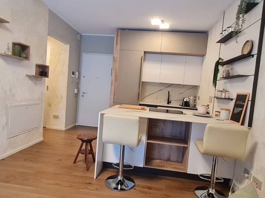 Appartamento a Como in Via Regina Teodolinda, 53 - Foto 5