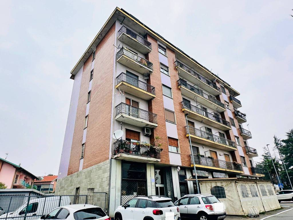 Appartamento a Pianezza in Via Guglielmo Marconi, 2 - Foto 2