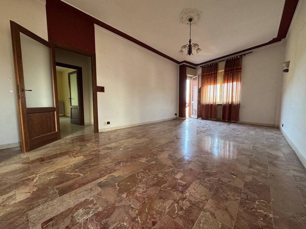 Appartamento a Santo stefano belbo in Via Moncucco - Foto 4