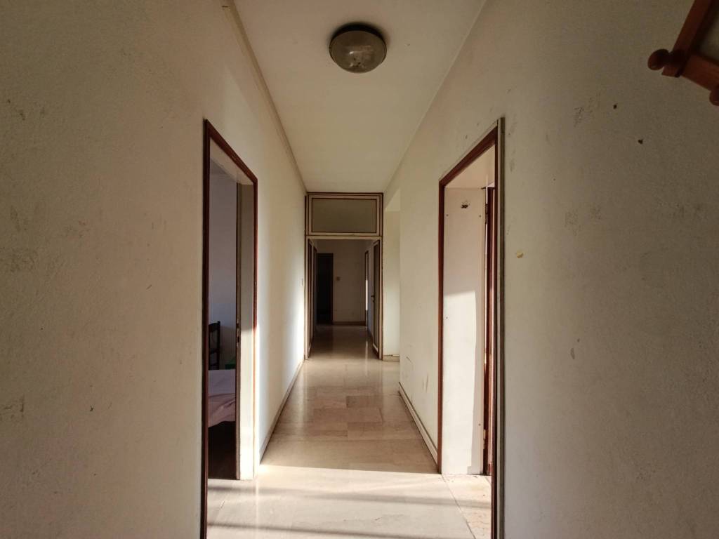 Appartamento a Bologna in Via Benedetto Cairoli - Foto 4