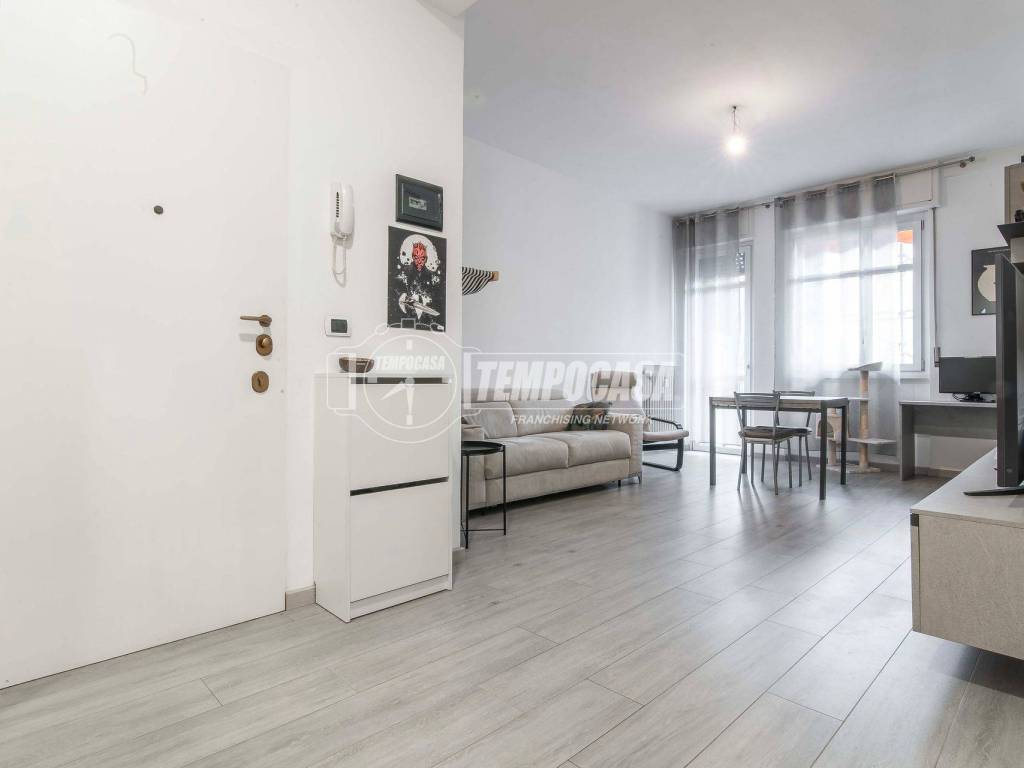 Appartamento a Saronno in Via Tommaso Grossi 6 - Foto 5