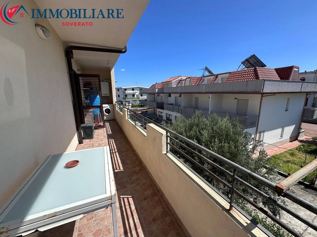 Appartamento a Montepaone in Via Camillo Benso di Cavour, 40 - Foto 2