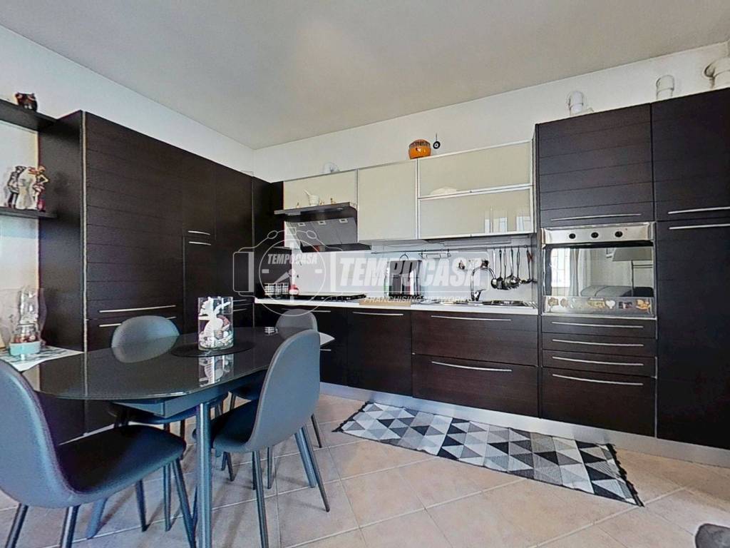 Appartamento a Macherio in Via Montello 8/Giusto - Foto 4