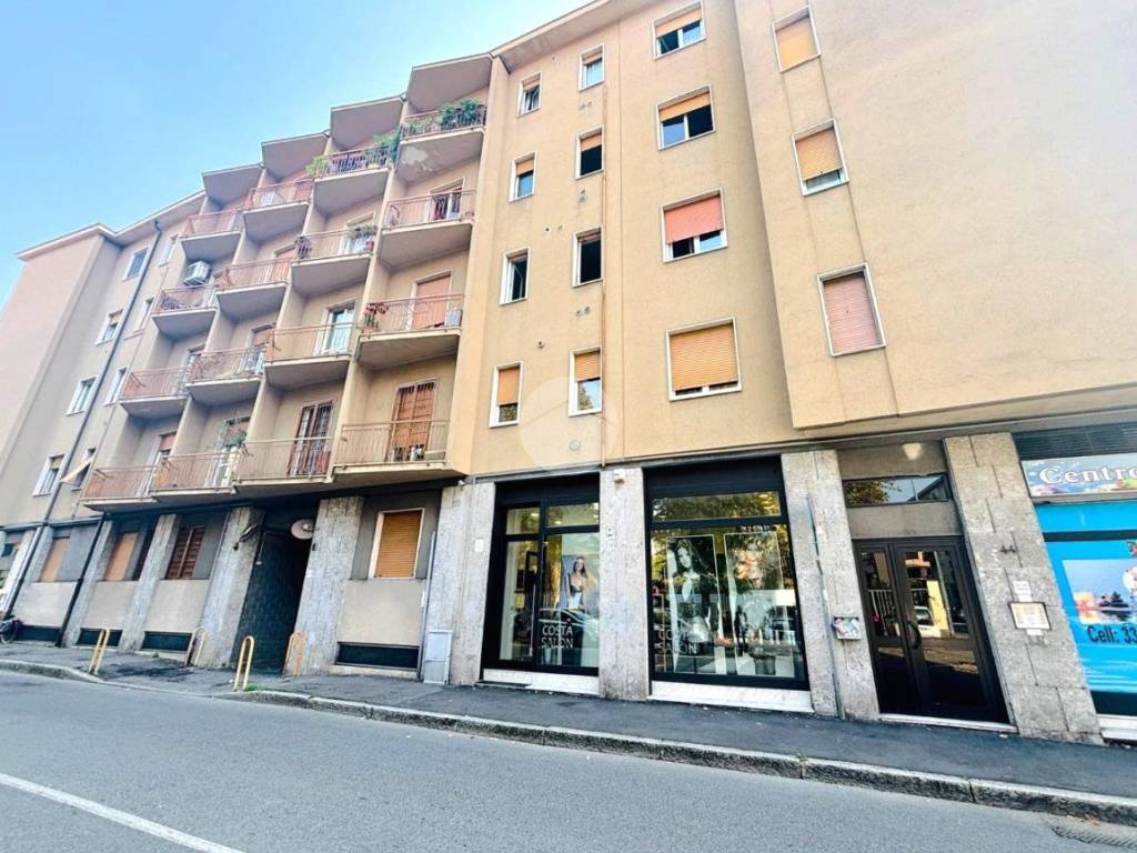 Appartamento a Monza in Via Emilio Borsa, 44 - Foto 2