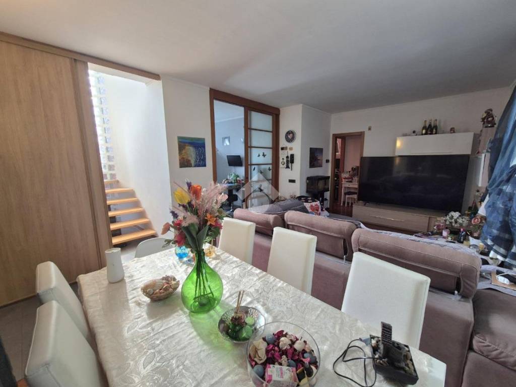 Appartamento a Giussano in Via Alessandro Manzoni, 83 - Foto 5