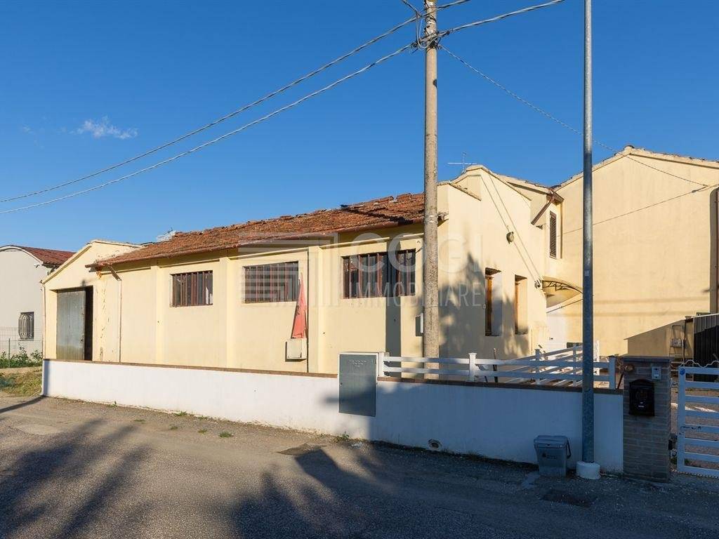 Immobile a Solarolo in via colombaroni, 8 - Foto 3