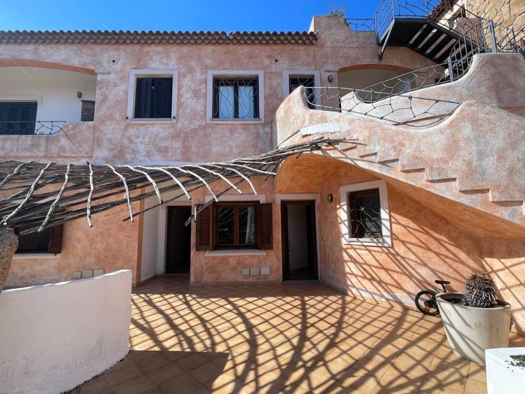 Appartamento a Arzachena in Via L'Aldiola - Foto 4