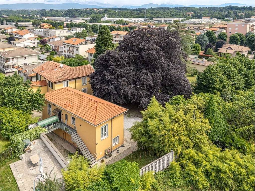 Appartamento a Lentate sul seveso in Via Monte Santo , 7 - Foto 2