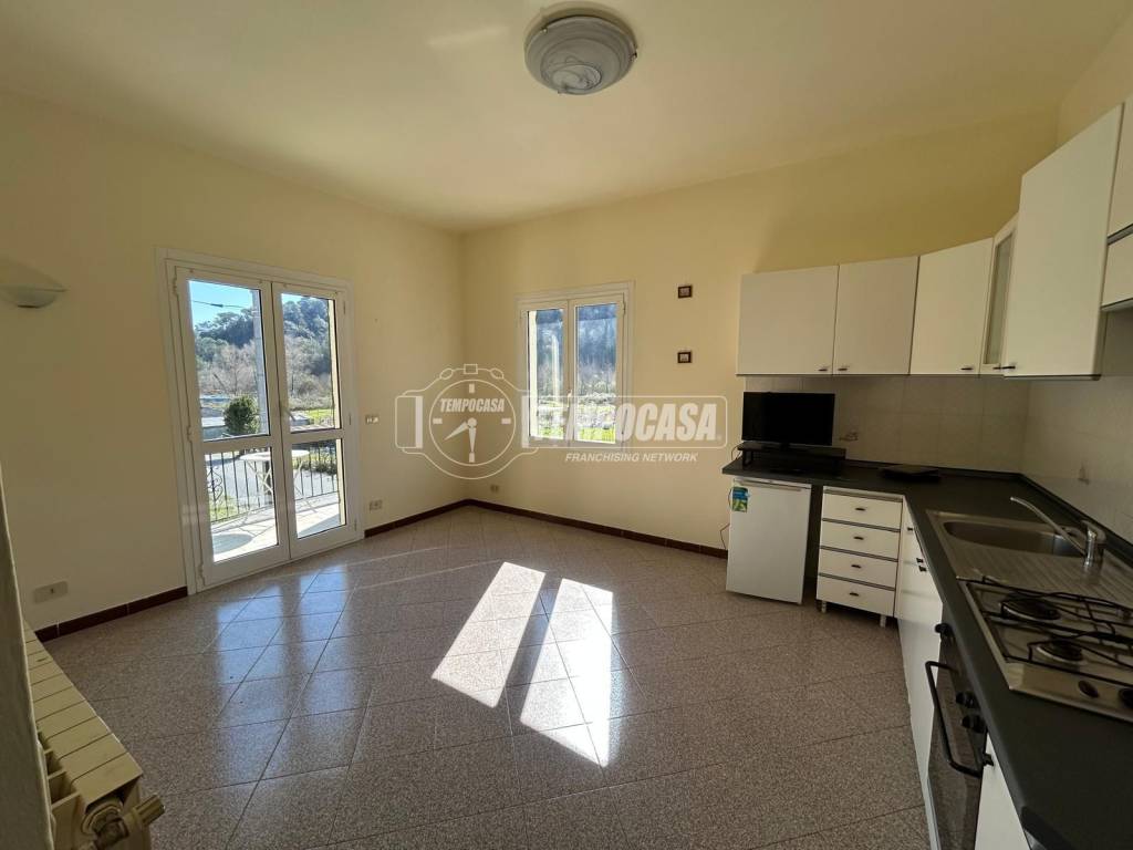 Casa indipendente a Stellanello in Frazione San Lorenzo - Foto 3