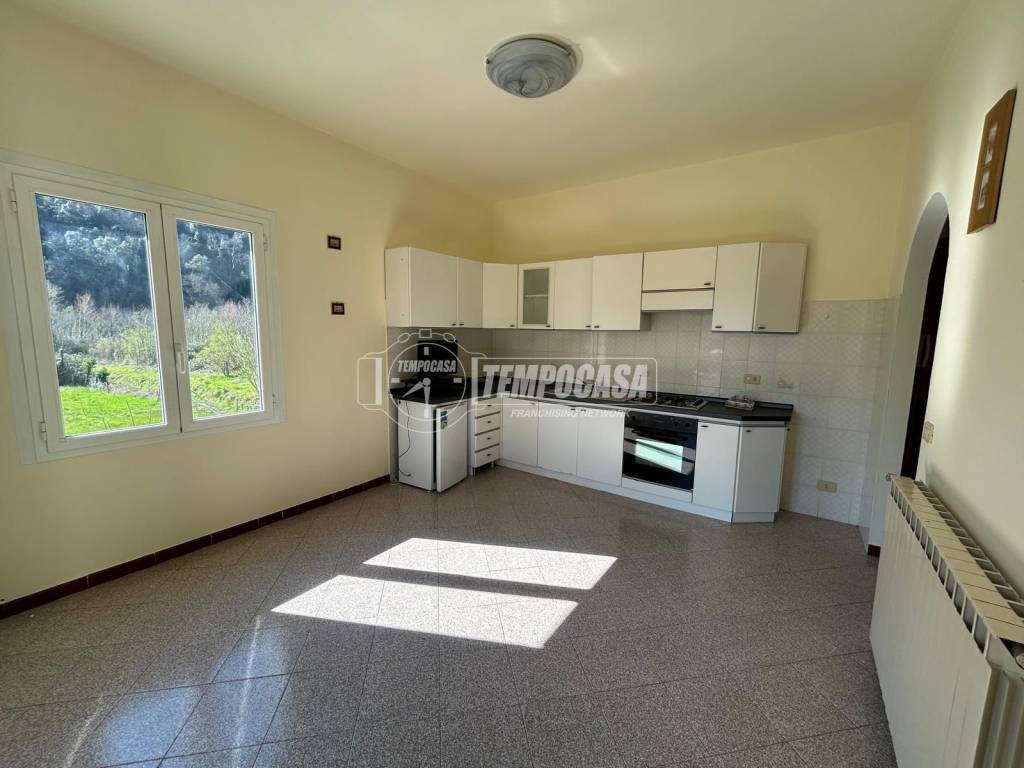 Casa indipendente a Stellanello in Frazione San Lorenzo - Foto 4