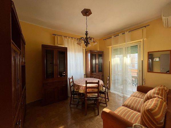 Appartamento a Catanzaro in Via Vittorio Butera - Foto 2