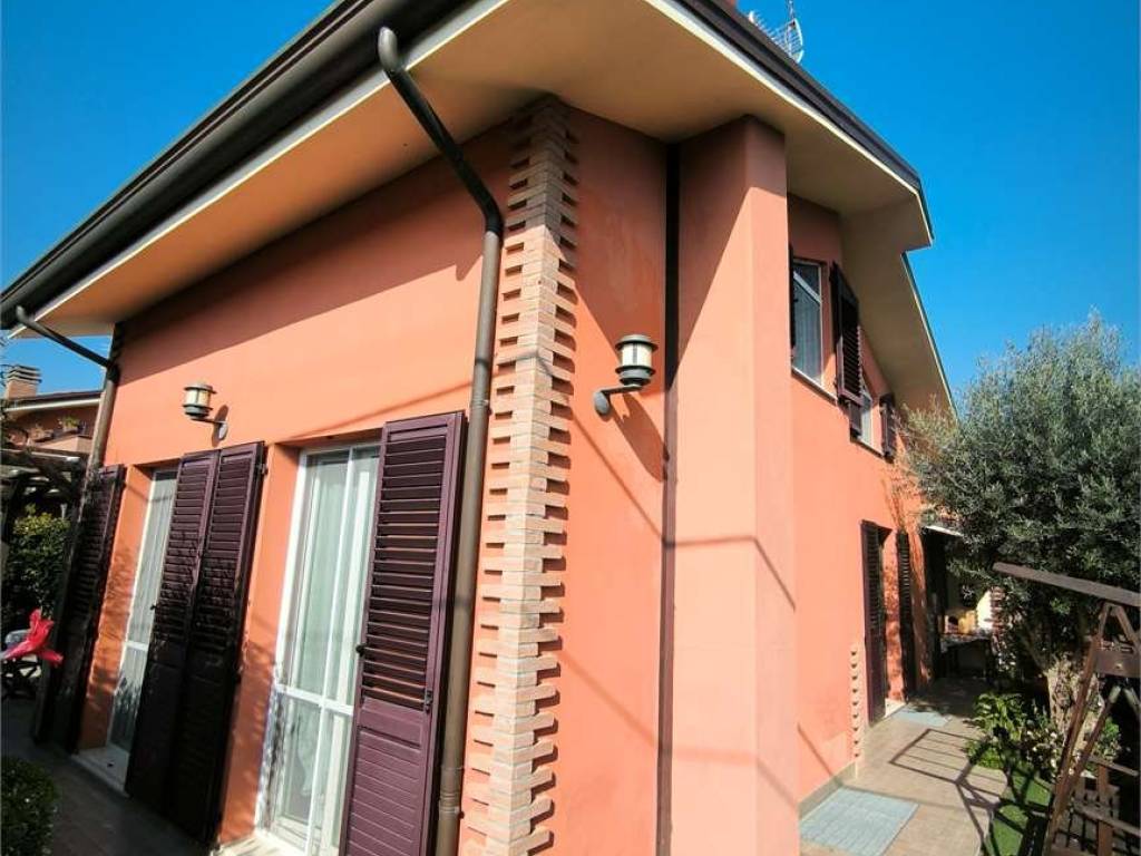 Villa a Rimini in Via delle Cascine - Foto 5