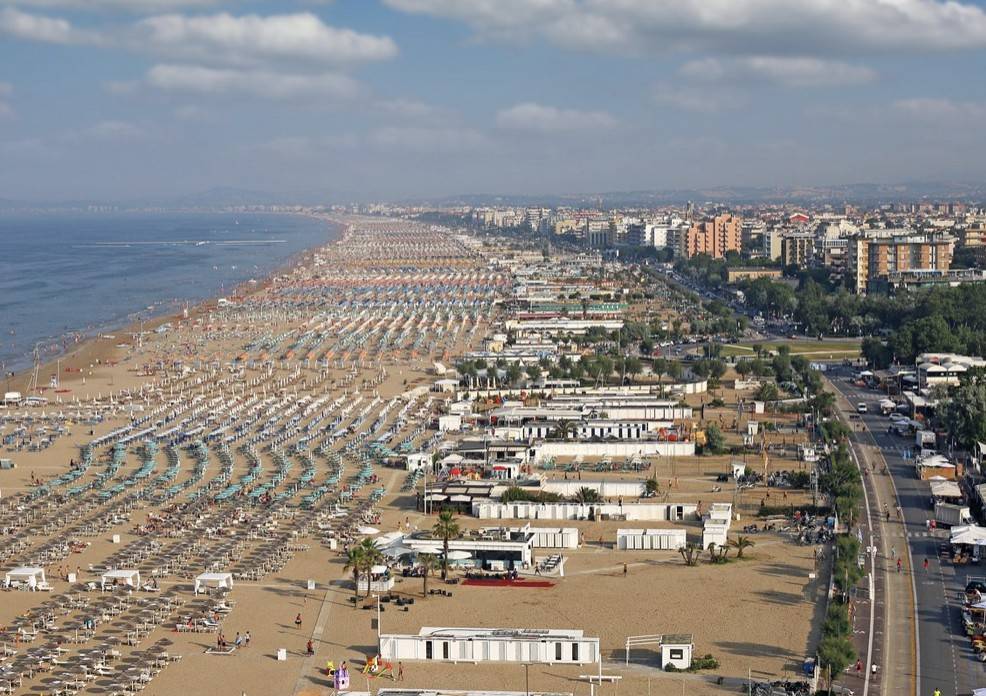 Appartamento a Riccione in Viale Maria Ceccarini - Foto 2